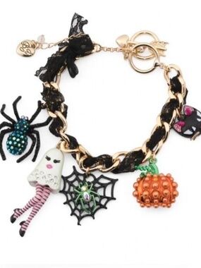 BETSEY JOHNSON Halloween Boo-Jee Spider Ghost Web Pumpkin Cat Charm Bracelet NWT